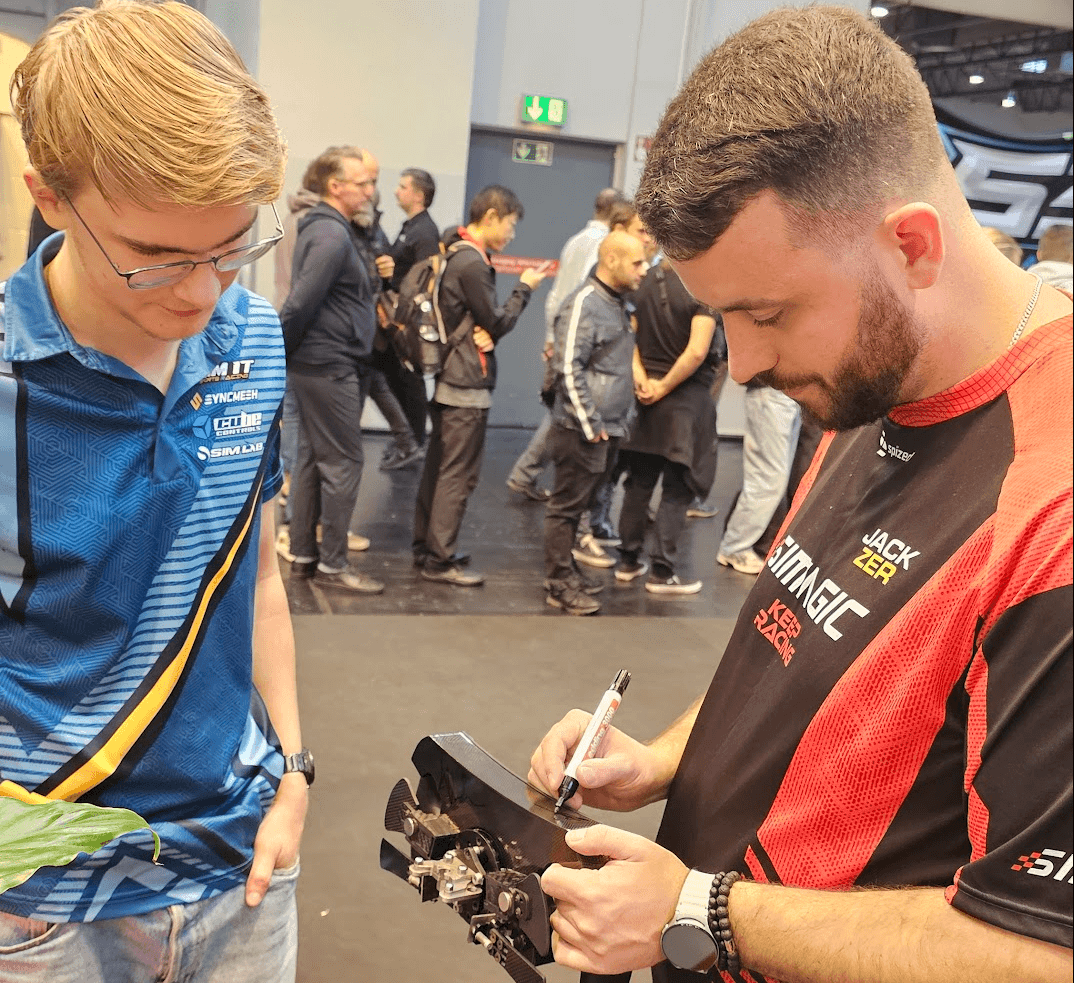 Signing a wheel for a fan